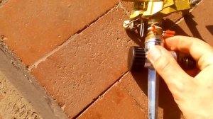 Импульсный дождеватель похож на латунь, обзор