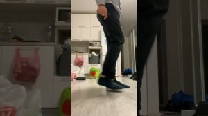 Как научится делать лунную походку за (1:40) минут😁