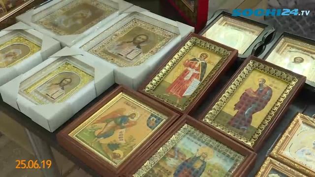 С верой в сердце: в Сочи состоялось открытие выставки «Православие» смотреть онлайн