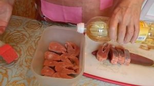 КАК СОЛИТЬ РЫБУ ГОРБУШУ КУСОЧКАМИ. ЗАСОЛКА КРАСНОЙ РЫБЫ