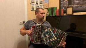 Распрягайте, хлопцы, коней! Маруся, раз, два,три Калина ?гармонь