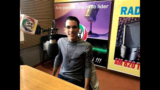 Entrevista en "Sin Apuro" de radio LU24 Tres Arroyos смотреть онлайн