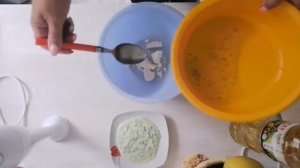ОМОЛАЖИВАЮЩАЯ МАСКА ИЗ ПЕТРУШКИ! УБИРАЕМ МЕШКИ ПОД ГЛАЗАМИ ЗА 5 МИНУТ!