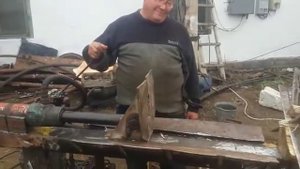 Дровокол гидровлический
