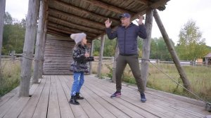 ГОРКА ПОЖИРАТЕЛЬ сожрала нас ДОМОГОЛОВЫЙ чуть не догнал нас в реальной жизни