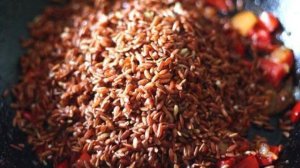 Плов из красного риса