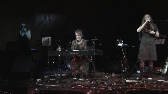 Flёur - Опьянённые нежностью @ЦДХ смотреть онлайн