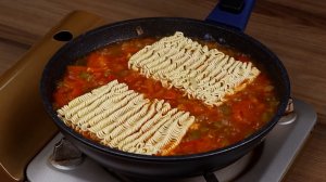 Быстрый ужин без мяса. Блюдо из китайской лапши.