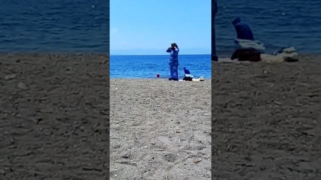 В ЧЕМ пойти на ПЛЯЖ на море ? обычный купальник в мусульманских\арабских странах оаэ дубай турция смотреть онлайн