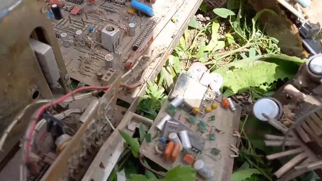 Наконец-то нашёл КМ конденсаторы зелёные