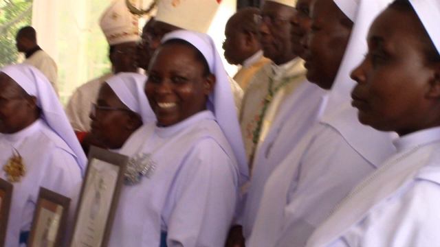 Litany of the Saints in Luganda for Profession by Sr Stella Sabina смотреть онлайн