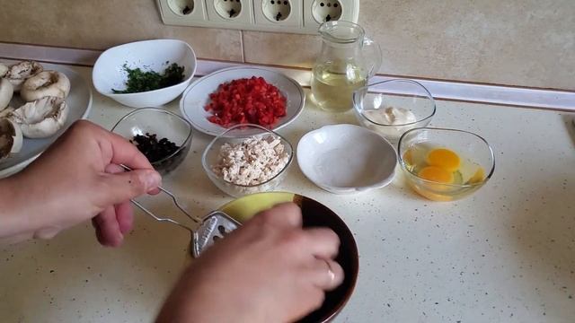 ФАРШИРОВАННЫЕ ГРИБЫ ПО СОБСТВЕННОМУ РЕЦЕПТУ смотреть онлайн