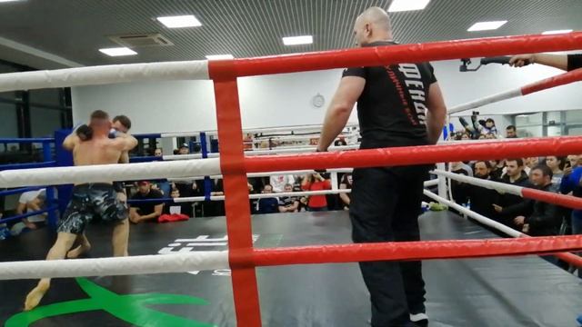 очень динамичный бой STRELKA Краснодар второй титульный бой за пояс (категория 70 кг) смотреть онлайн
