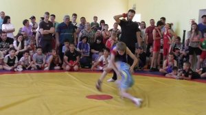 Соревнования среди детей . Вольная борьба
