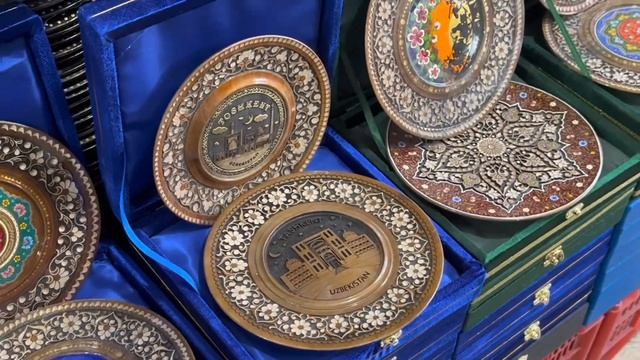 Ташкент. Идем на рынок Чорсу смотреть онлайн