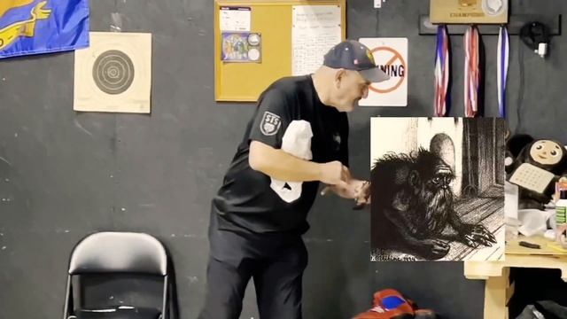 Lazy Man’s Forward Throw, Scarf hold Arm Bar, and Falling Forward смотреть онлайн