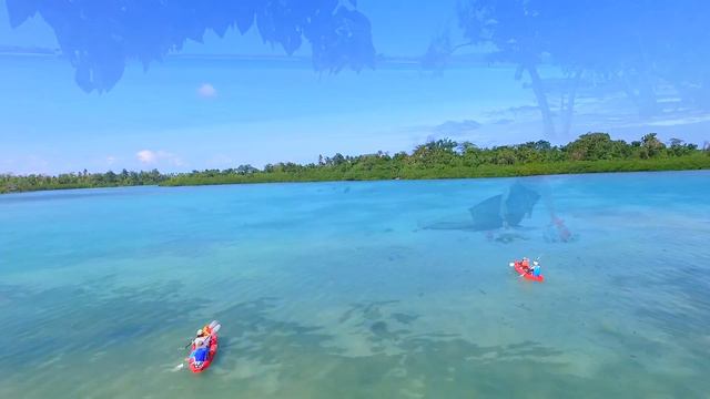 Aquana смотреть онлайн