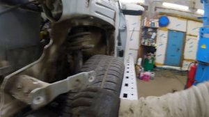 ?Volkswagen Polo рихтовка порогов, прокачка сцепления, ремонт задка ?