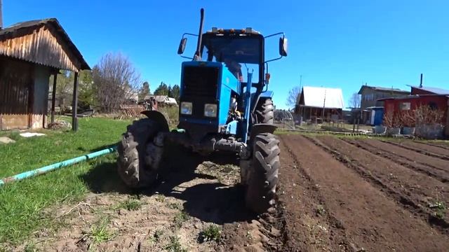 ПАШЕМ КИТАЙСКОЙ ФРЕЗОЙ СЕЗОН 2021, ОТЗЫВ ВЛАДЕЛЬЦА ФРЕЗЫ. смотреть онлайн