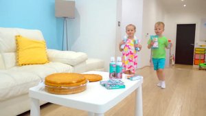 Gaby and Alex are prepare Birthday Surprise for Mama