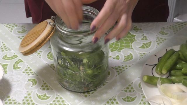 МАРИНОВАННЫЕ ДОМАШНИЕ ОГУРЧИКИ В ЛЮБОЕ ВРЕМЯ ГОДА /PICKLED HOUSEHOLD CUCUMBERS AT ANY SEASON/ смотреть онлайн