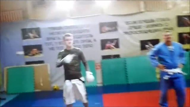 ММА схватка вечера Пивоваров vs Бодров смотреть онлайн