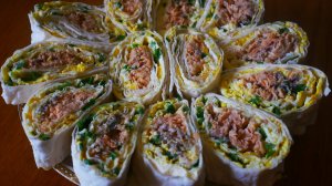 Закуска из лаваша Быстрая закуска из рыбной консервы