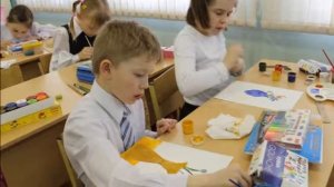 Урок рисования во 2"Б" классе. 2015 год.