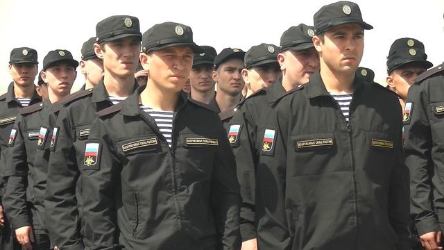 Отправка срочников в армию на самолете. Весенний призыв 2022. Как призывников отправляют служить