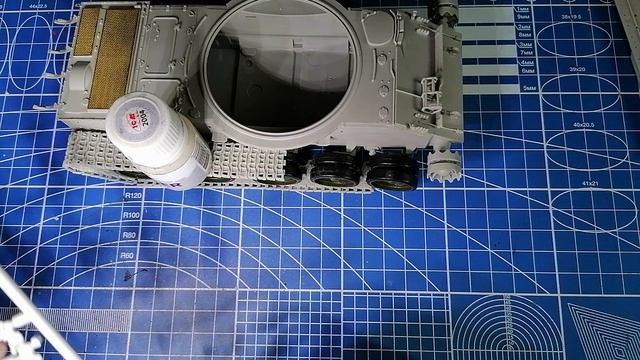 Т-62 от Trumpeter, сборка, часть 5. смотреть онлайн