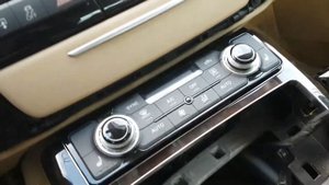 Как снять центральную консоль Audi A8 2014-2015 г.