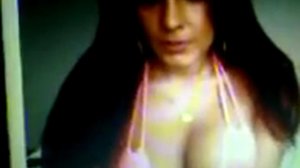 nina mercedez  tetas