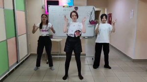 Подруги поздравили с Днем рождения!