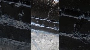 Гидроизоляция мастикой через антигравийный пистолет,фундамента гаража
