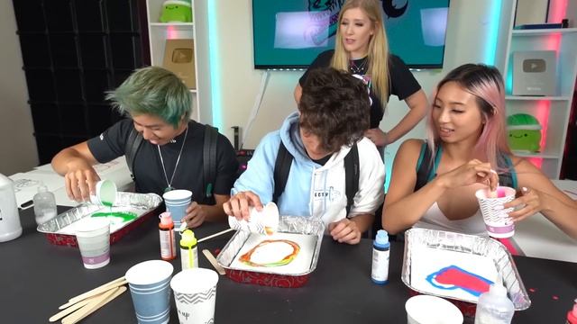 I Sent ZHC Back to Art School! смотреть онлайн