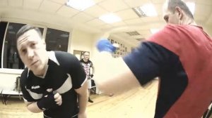 Рукопашный бой для начинающих. Уворачиваемся от прямого удара.