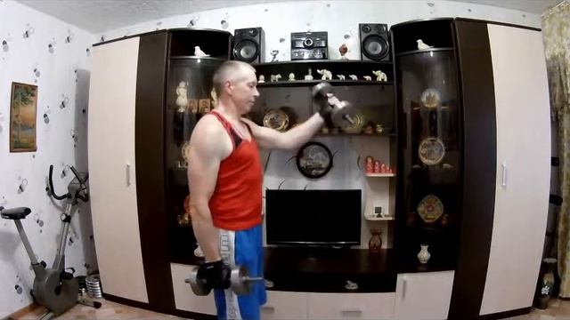 Как накачать плечи гантелями дома смотреть онлайн