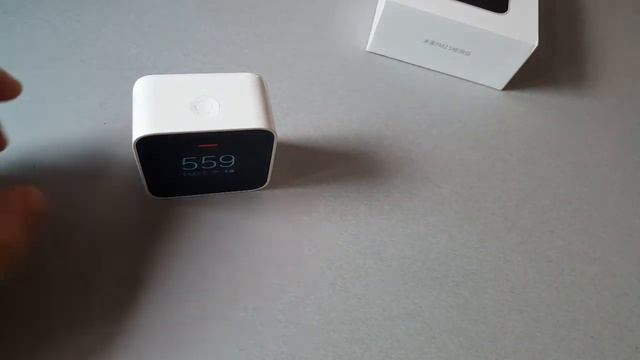 xiaomi PM2.5. Датчик чистоты воздуха. смотреть онлайн