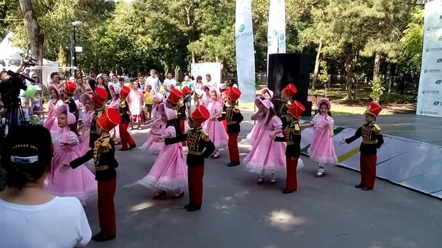 "Аты-Баты" - ансамбль "Каблучок" HD