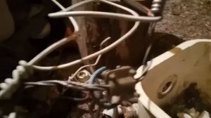 Старые изоляторы ЛЭП на утилизацию