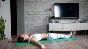 Упражнения на скручивание позвоночника