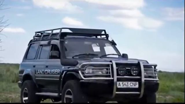 Toyota Land Cruiser 80 – настоящий крепкий и надежный внедорожник!