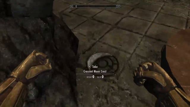 Skyrim Dawnguard DLC - Missing moon crest locations in Volkihar courtyard смотреть онлайн