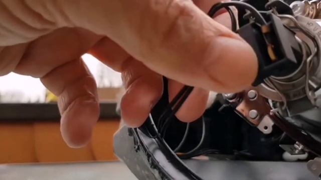 Как поменять на Smart 454 лампы ближнего и дальнего света. смотреть онлайн