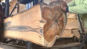 Amazing... The most dangerous biggest teak wood sawing skills at the sawmill