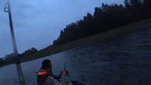 Попытка поймать форель в Ладожских шхерах.