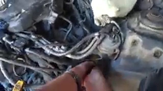 SUBARU LEGACY КАК ОТКРУТИТЬ СВЕЧИ ЗАЖИГАНИЯ ТРИ ГОДА НЕ ОТКРУЧИВАЛ 30 Т КМ! смотреть онлайн