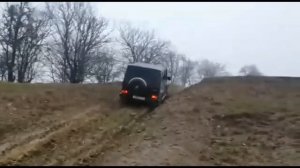 Mercedes G500 на бездорожье