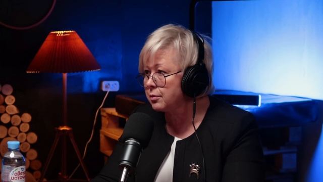 Кому шумят самолеты в Лобне, что с этим делать, что делают власти. Подкаст | гость Ольга Миронова.