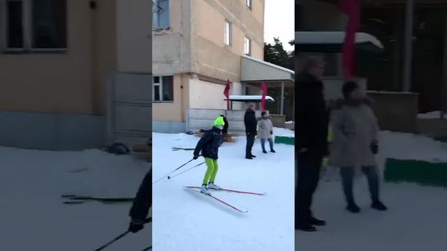 Новогодняя лыжная гонка в секции гребли на байдарках и каноэ смотреть онлайн